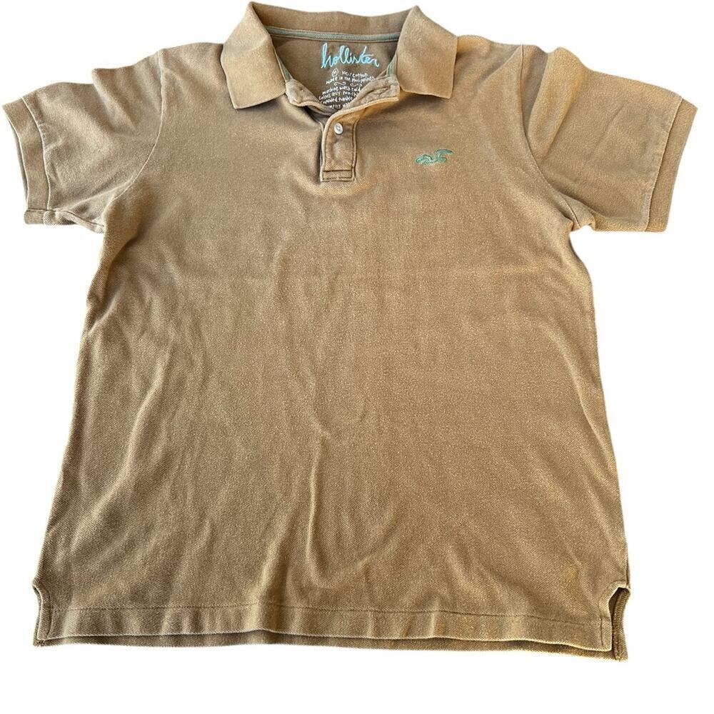 Hollister men’s size M cotton, short sleeve, Henley, honey mustard T-shirt